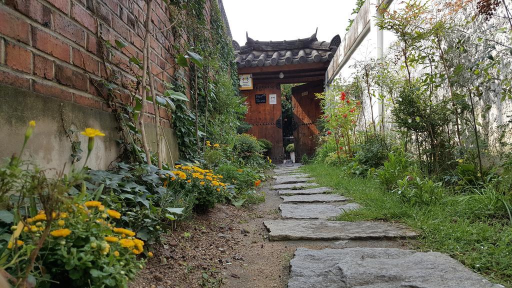 Inyeon Hanok Guesthouse Jeonju Zewnętrze zdjęcie