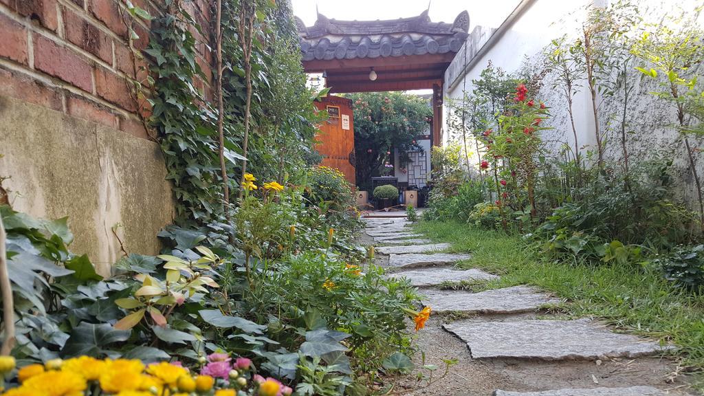 Inyeon Hanok Guesthouse Jeonju Zewnętrze zdjęcie