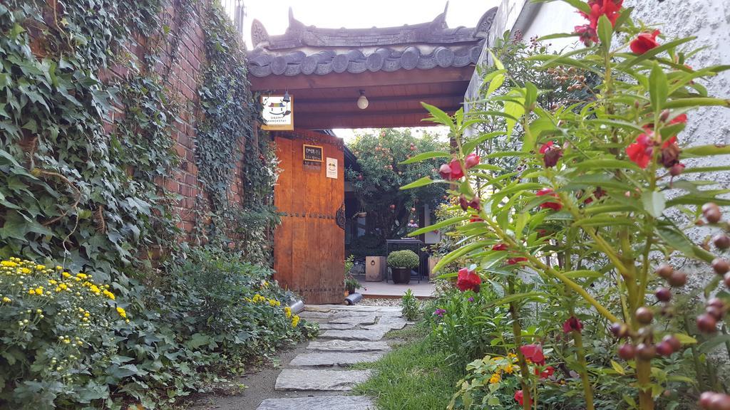 Inyeon Hanok Guesthouse Jeonju Zewnętrze zdjęcie