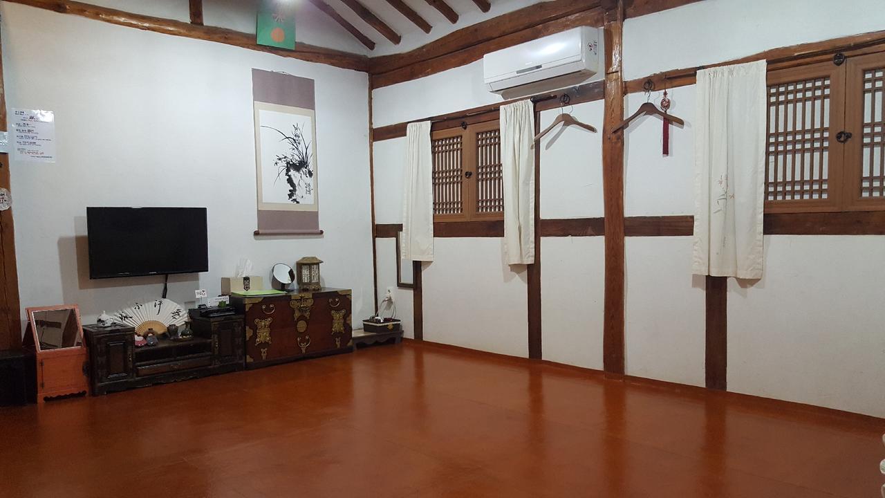 Inyeon Hanok Guesthouse Jeonju Zewnętrze zdjęcie