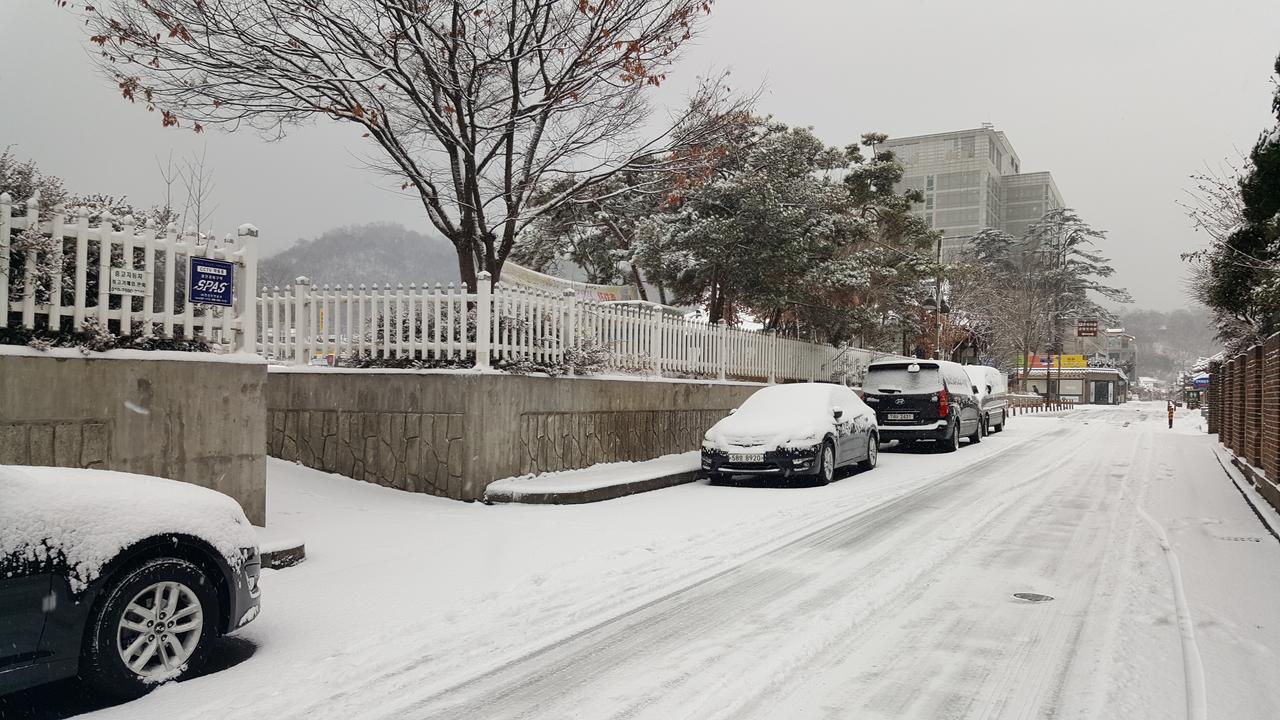 Inyeon Hanok Guesthouse Jeonju Zewnętrze zdjęcie