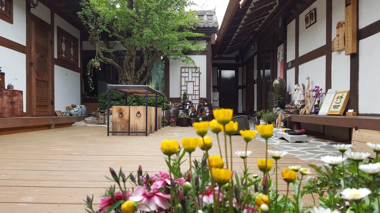 Inyeon Hanok Guesthouse Jeonju Zewnętrze zdjęcie
