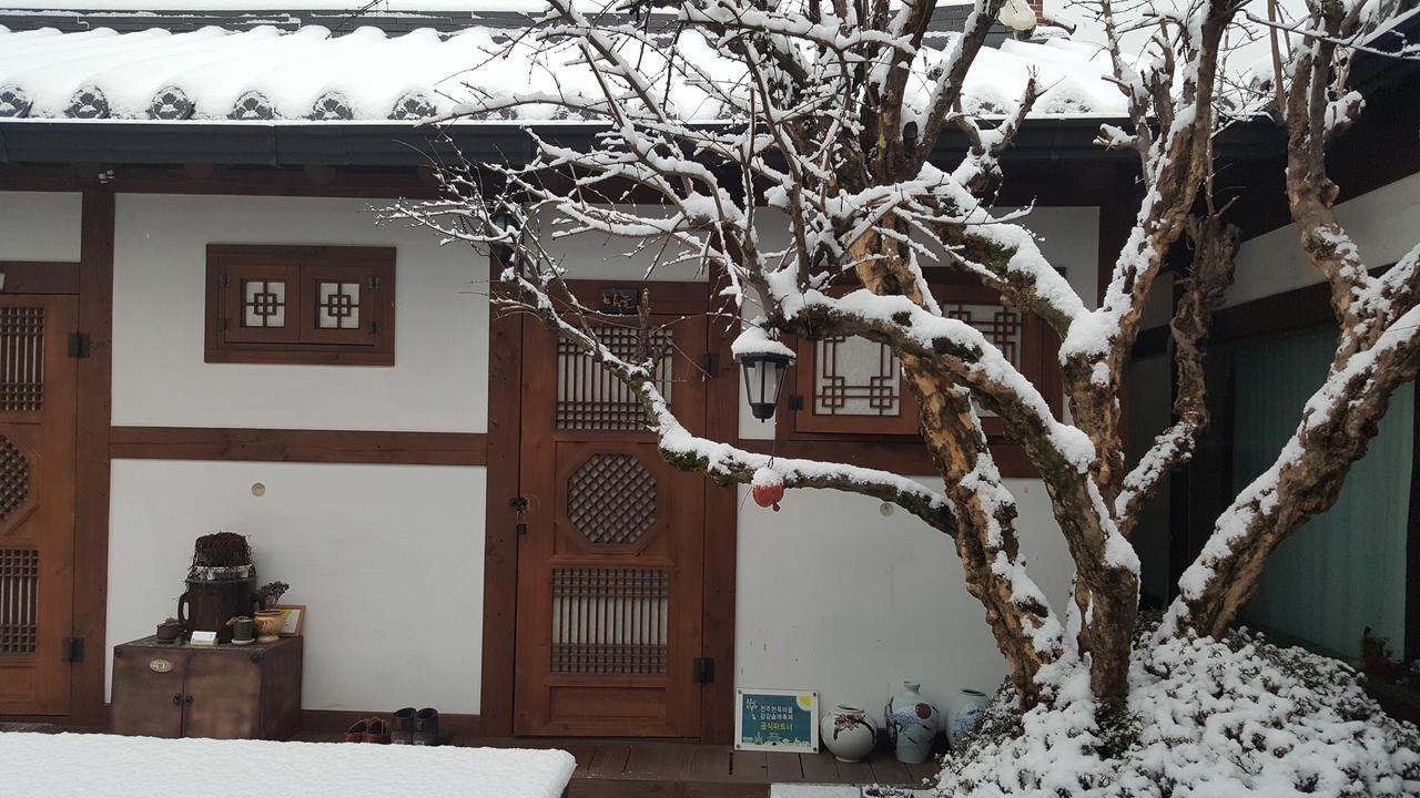Inyeon Hanok Guesthouse Jeonju Zewnętrze zdjęcie